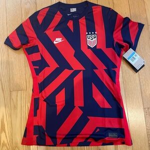Nike USWNT Soccer Jersey 2021 - size medium - NWT